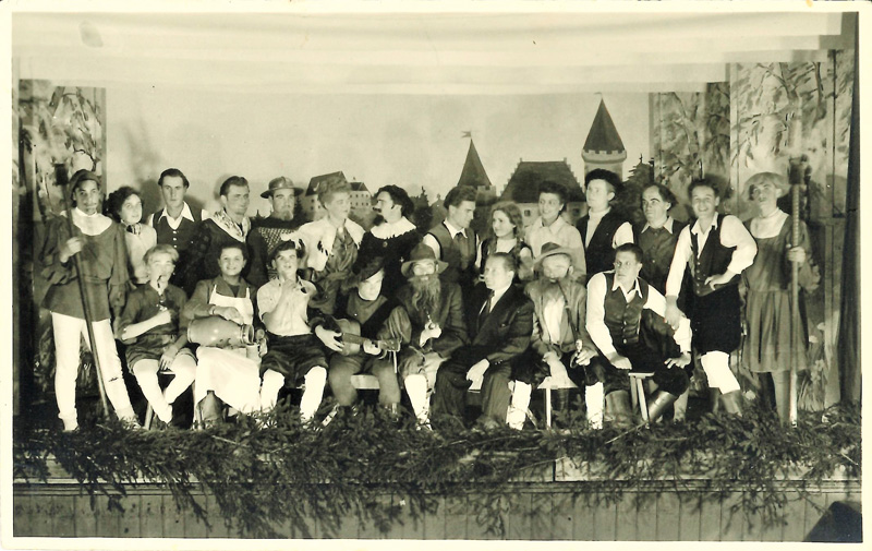 Theatergruppe, das Ensemble 1949